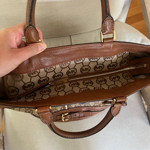 SOLD - Picture 5 of 7